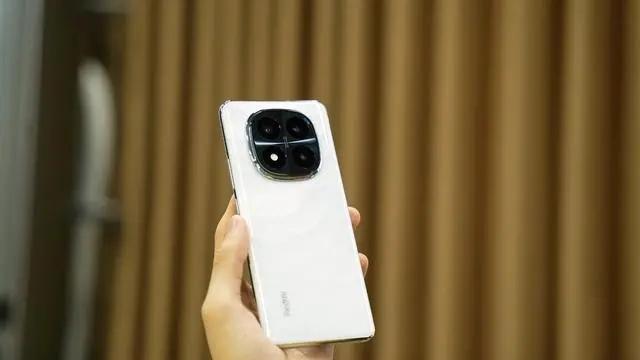 红米K80系列强势来袭，红米K70价比百元机改写历史