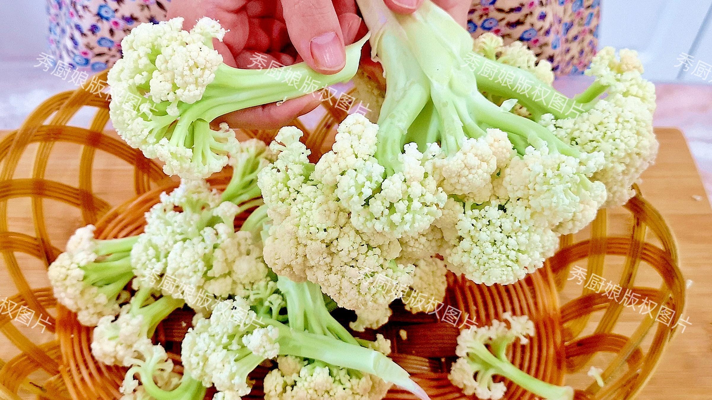 买花菜，分清“紧花”和“散花”，菜农：区别不小，弄懂再买不亏