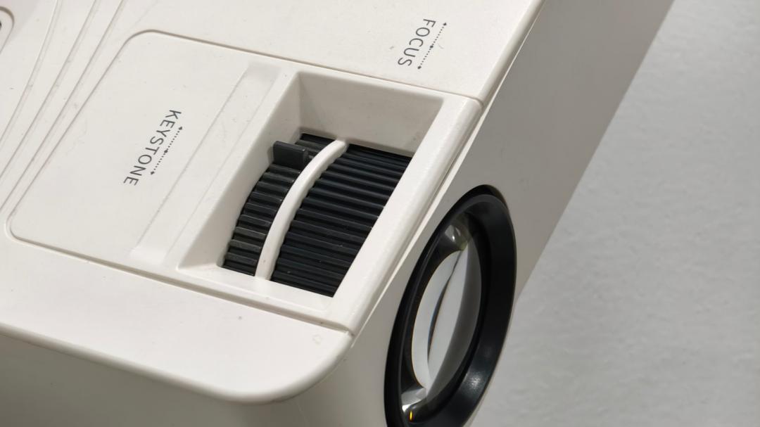 现在投影仪，是真卖不出去了