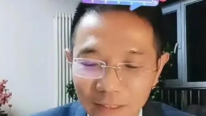 李圣律师讲故事很圈粉，恐有人会选择对号入座，许姚一家态度明朗