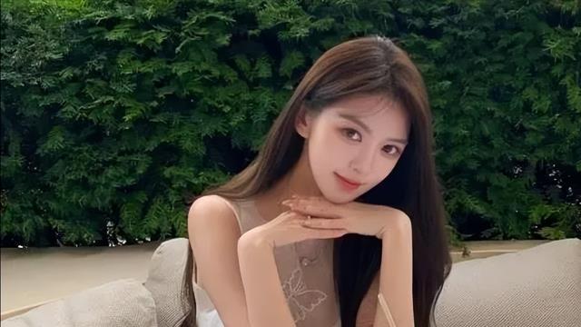 黄晓明带叶珂参加湾区晚会！引荐认识成龙王力宏，忍不住大秀恩爱