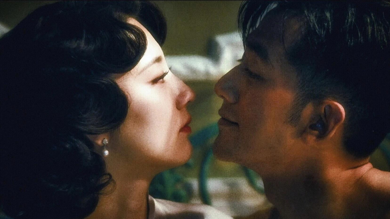 追风者：一场床尾戏即让我放弃了磕官配，反派cp性张力冲顶