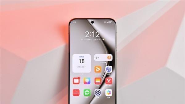 华为Mate70再曝新消息：或首发鸿蒙+安卓双系统！