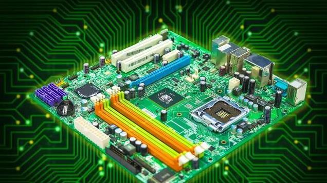 美国芯片断供开始，国内企业入场抢占市场，表现较突出的是这4家