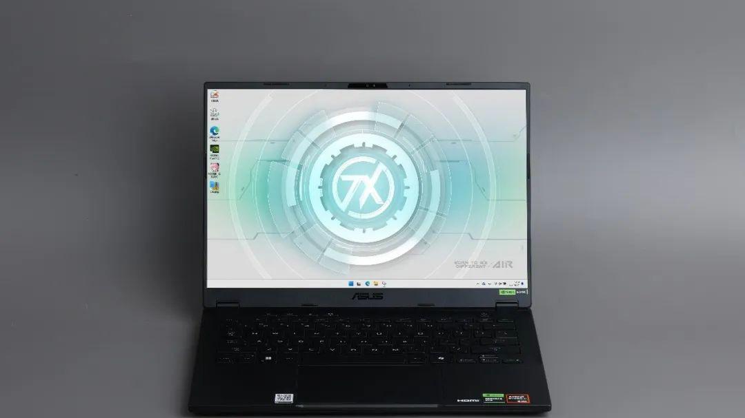 直接补贴2K，最适合国庆出游用的AI全能本：1.46KG+游戏本性能！