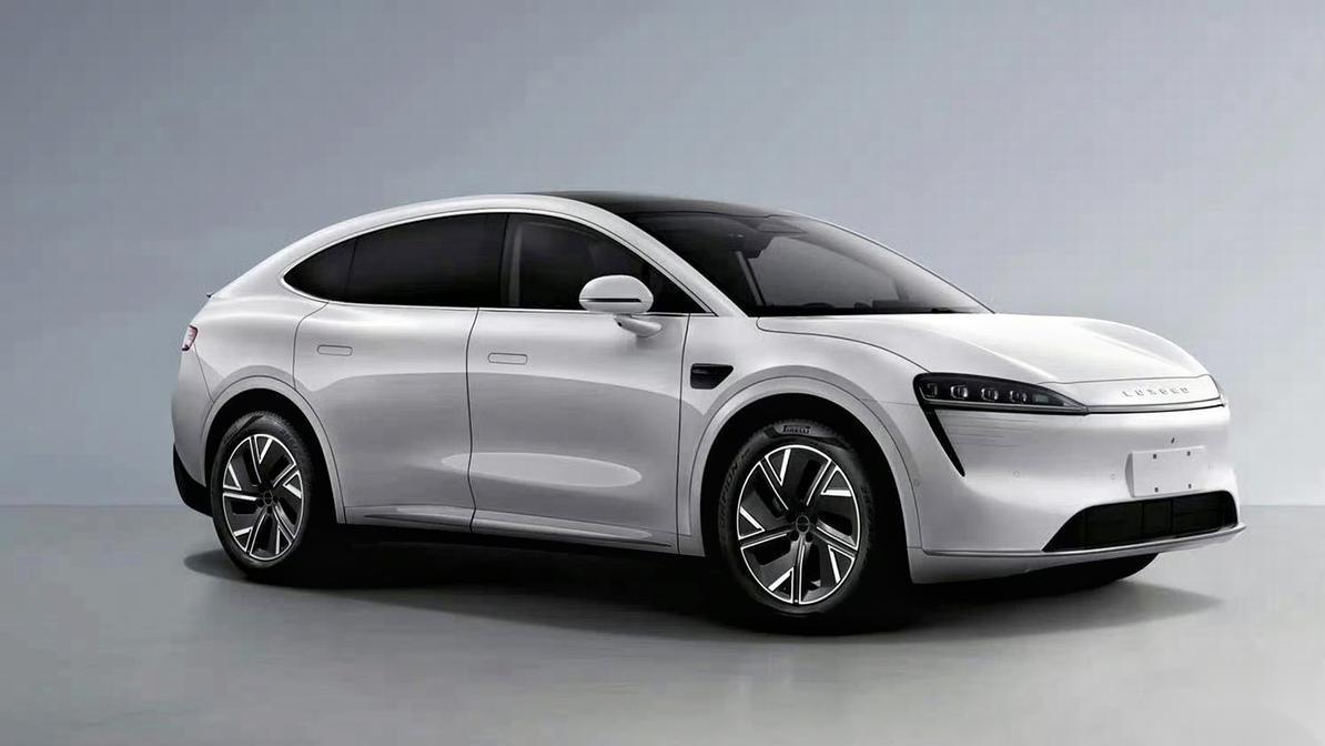 华为鸿蒙智行国庆销量爆表：7天大定28600台，背后有何故事？