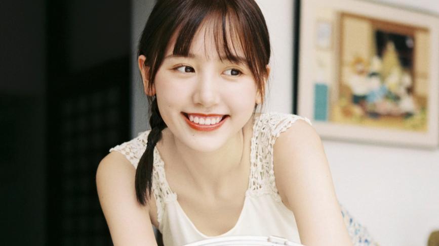 千万级网红官宣怀孕，纯欲天花板蓝衣战神喊话：取关的走好不送