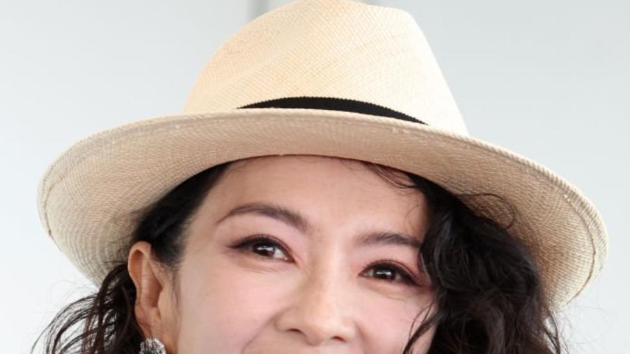 人过中年的章子怡和王菲，让人看到了骨相美的和皮相美的区别！