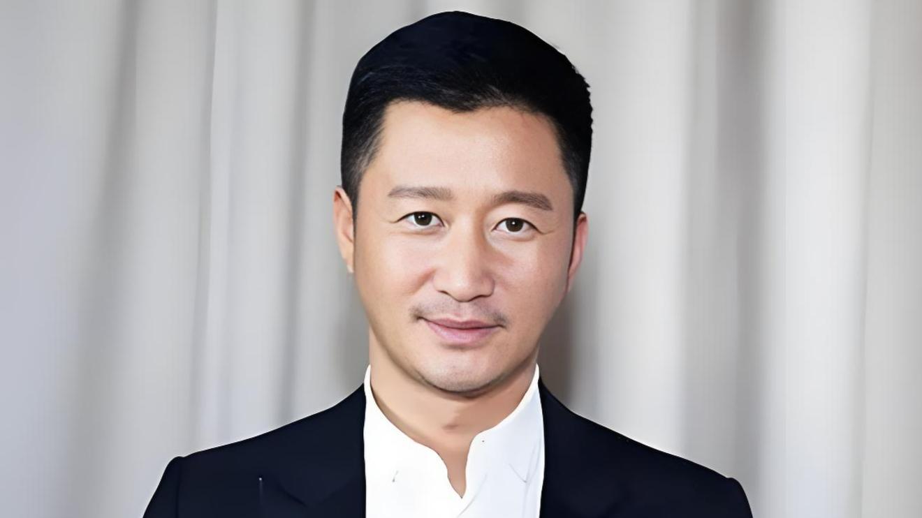 吴京起诉雪糕厂商获赔40万，有人认为不该较真，而有人直言就该告！