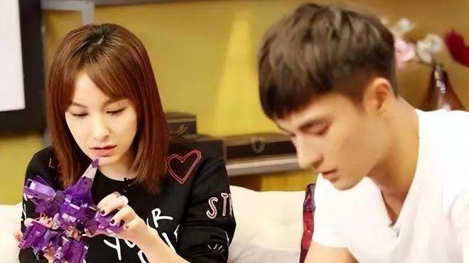 41岁吴昕与38岁郑凯姐弟恋被狗仔曝光，疑似两人已同居