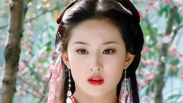 因国籍问题被除名？这一次，再多的名和利都救不了37岁的刘亦菲