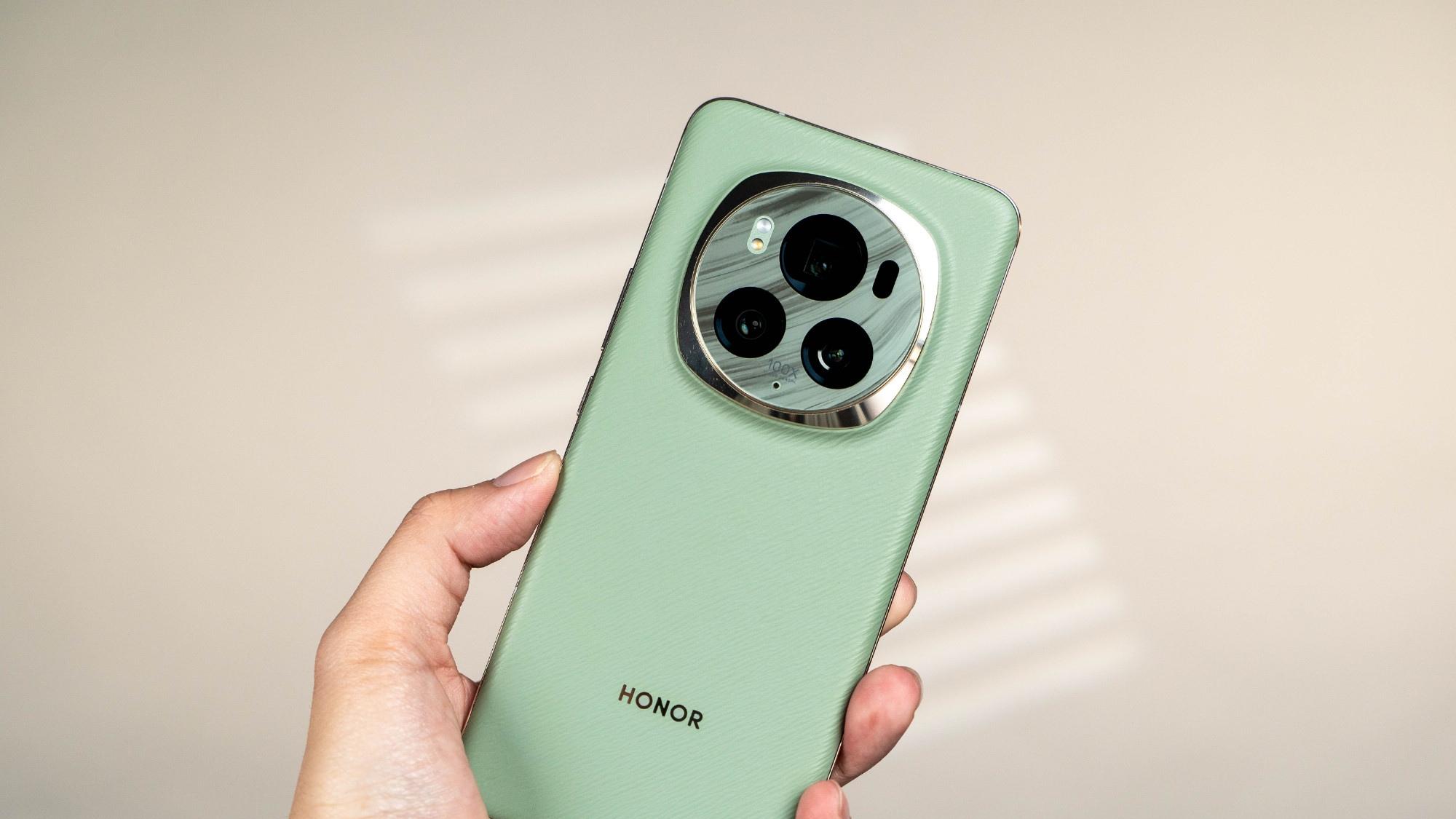 小米、vivo、OPPO、荣耀三代旗舰销量对比