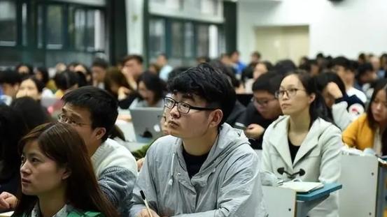 “三本不算本，专升本不要”，央企的招聘标准，意外得到网友支持