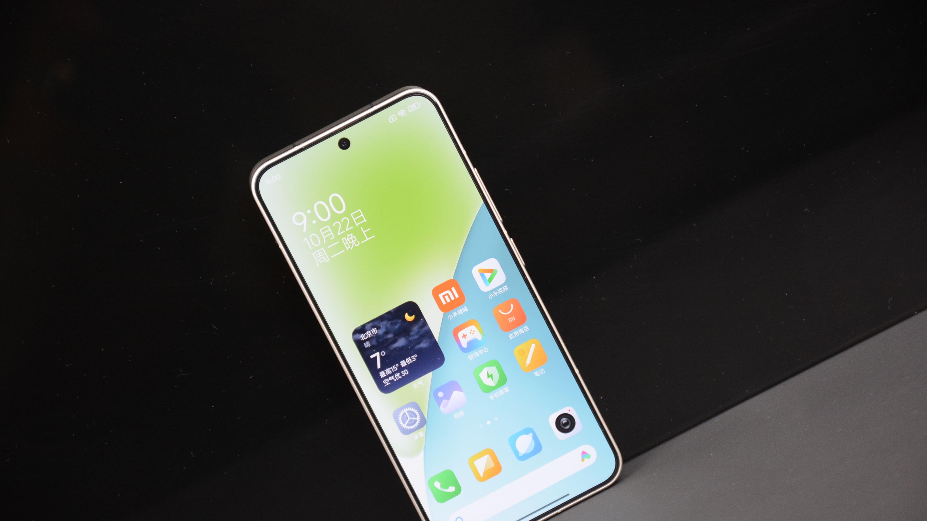 同比增长高达78%，小米14系列让友商流口水