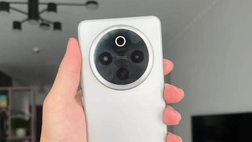 千元续航王：6500mAh+5年耐用+50个月流畅，跌至1262元