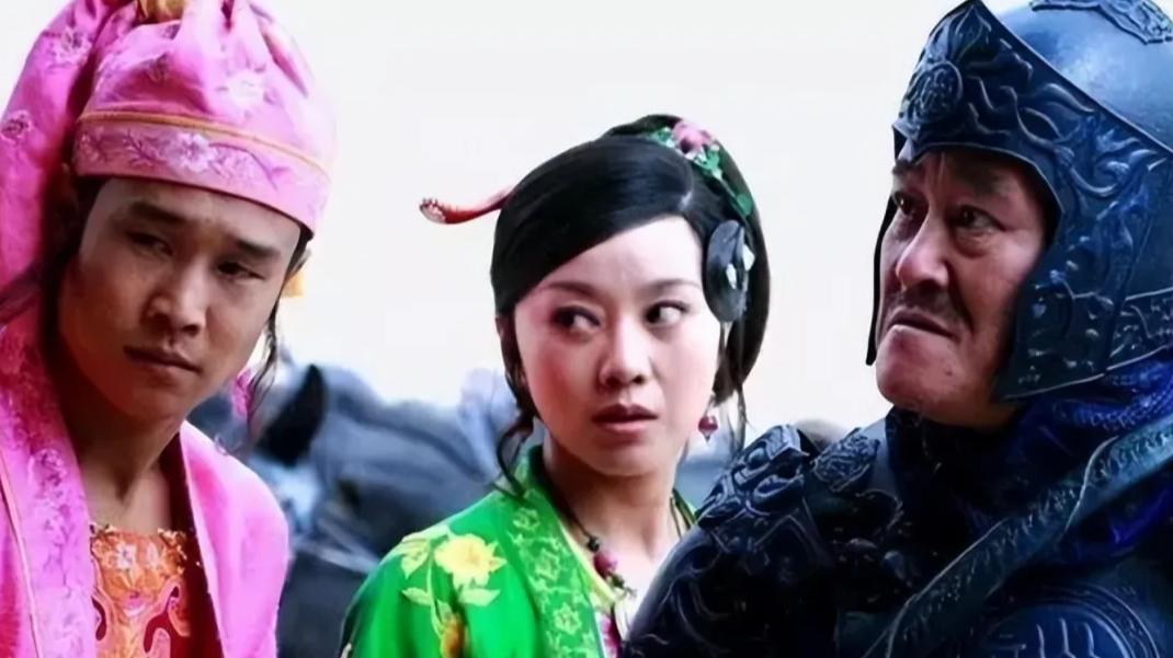 戏还没演明白，却装模作样当起了导演、编剧，这4位明星不脸红吗