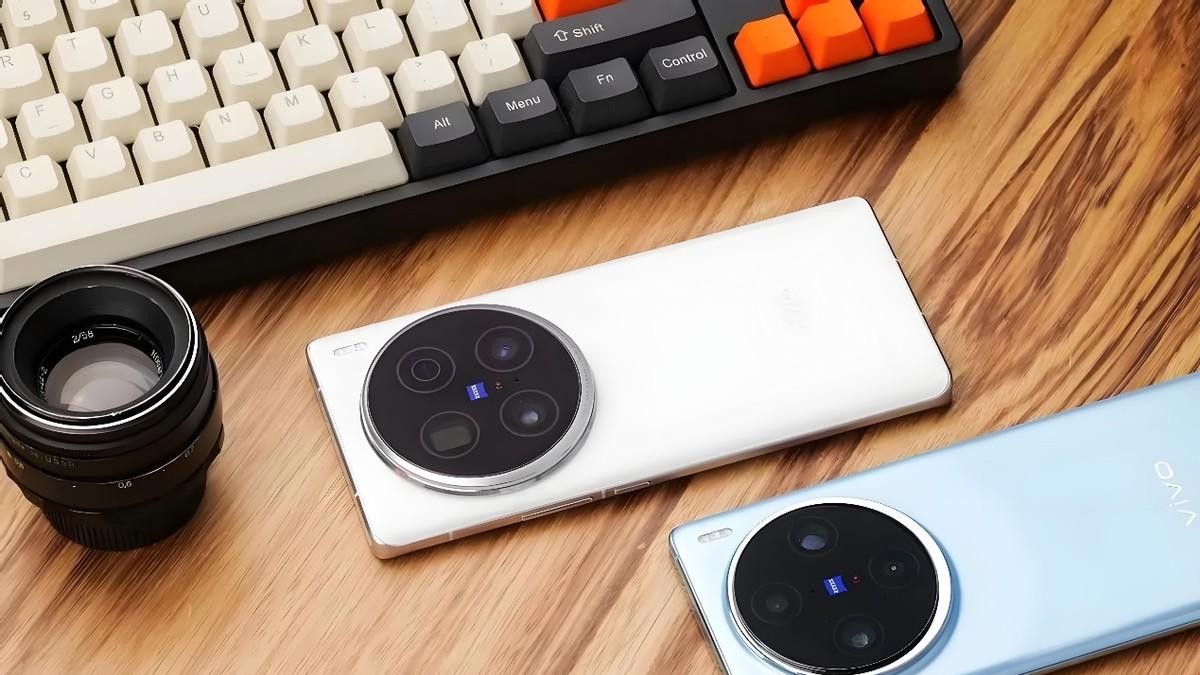 发布不到5个月，vivo旗舰突降1302元，2亿蔡司长焦+骁龙8Gen3