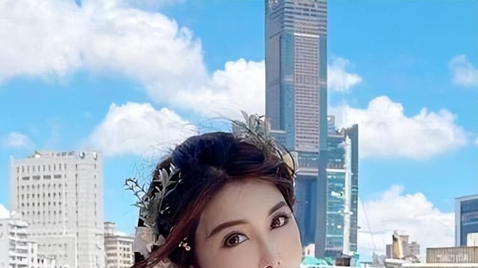 功夫女神杨丽菁的复出之路：今昔容颜的变迁与坚守