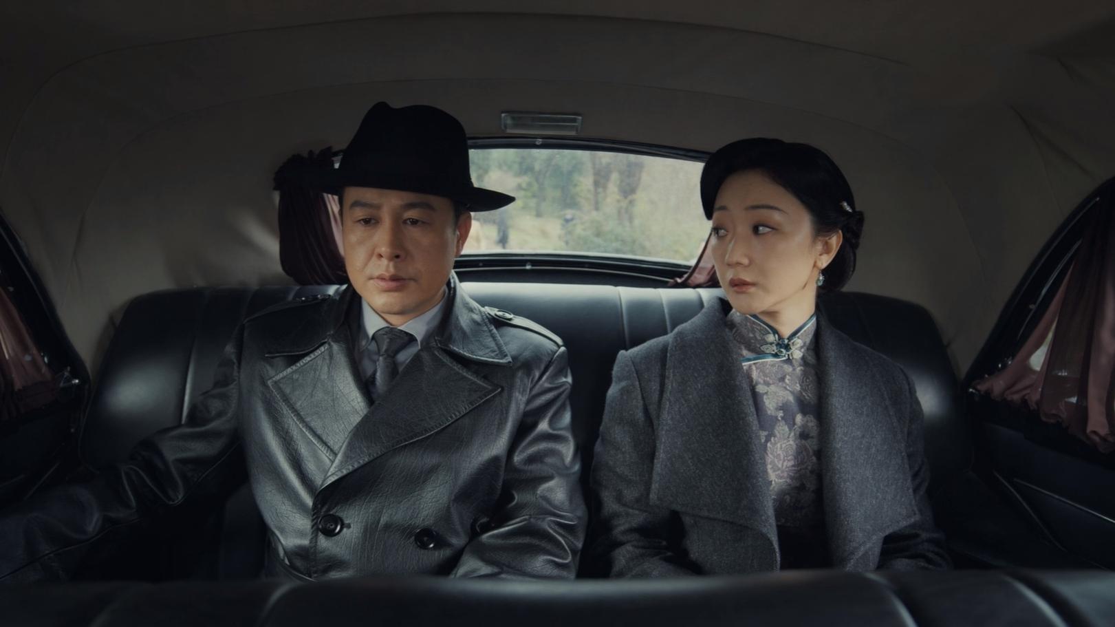 《孤舟》爬床换情报，惨死在周知非手里，区昕萍的结局有多可悲