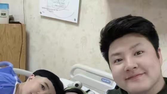 金龟子的闺女官宣生娃，网友：金龟子你都当姥姥了，换个发型吧