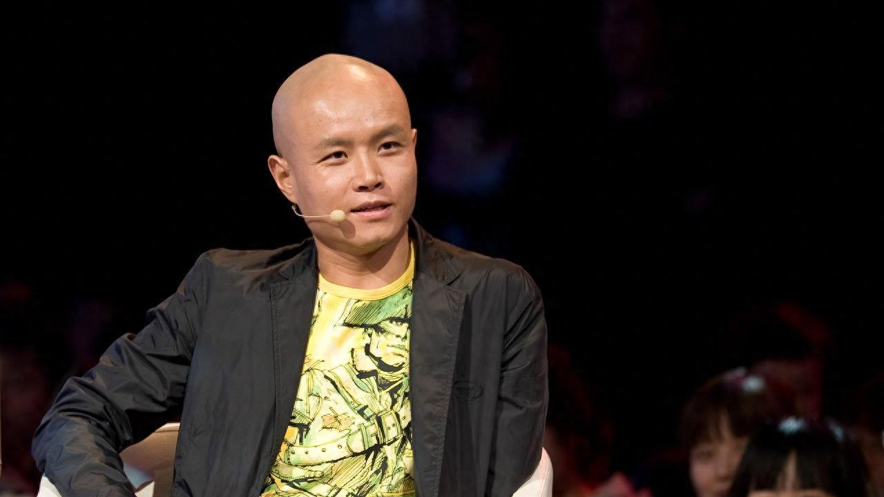 移居美国, 开豪车住豪宅, 48岁的乐嘉, 如今被迫走上了另一条道路