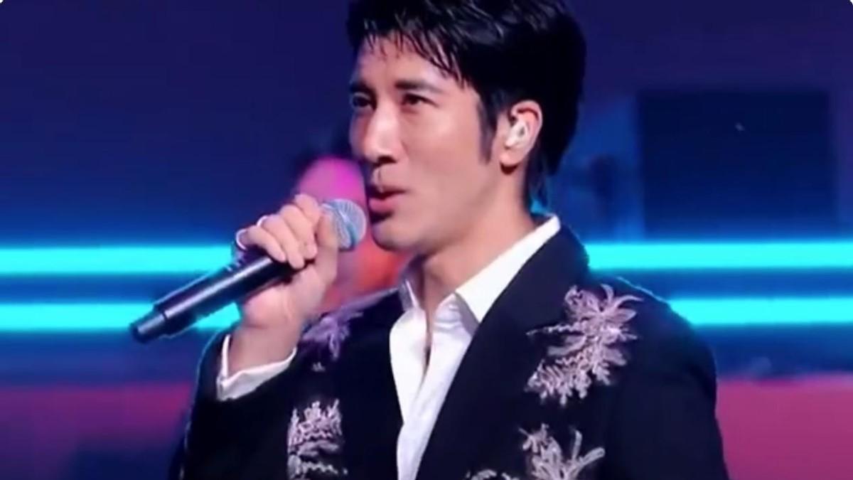 大湾区这一夜，一屋子大咖歌手，愣是被唱歌“跑调”的全红婵抢了风头