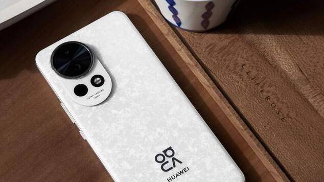 从3999降至1899！华为潮流旗舰平民化：麒麟芯+全能相机+卫星通讯