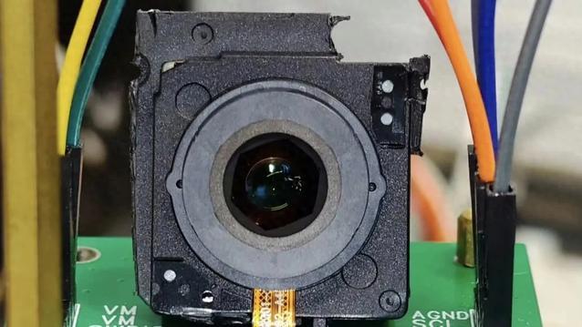 努比亚新旗舰将搭载5000万像素可变光圈，坚守屏下镜头