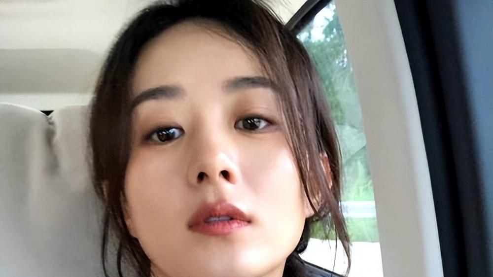 赵丽颖根本没有网上吹得那么好看! 网友偶遇赵丽颖，有点显老