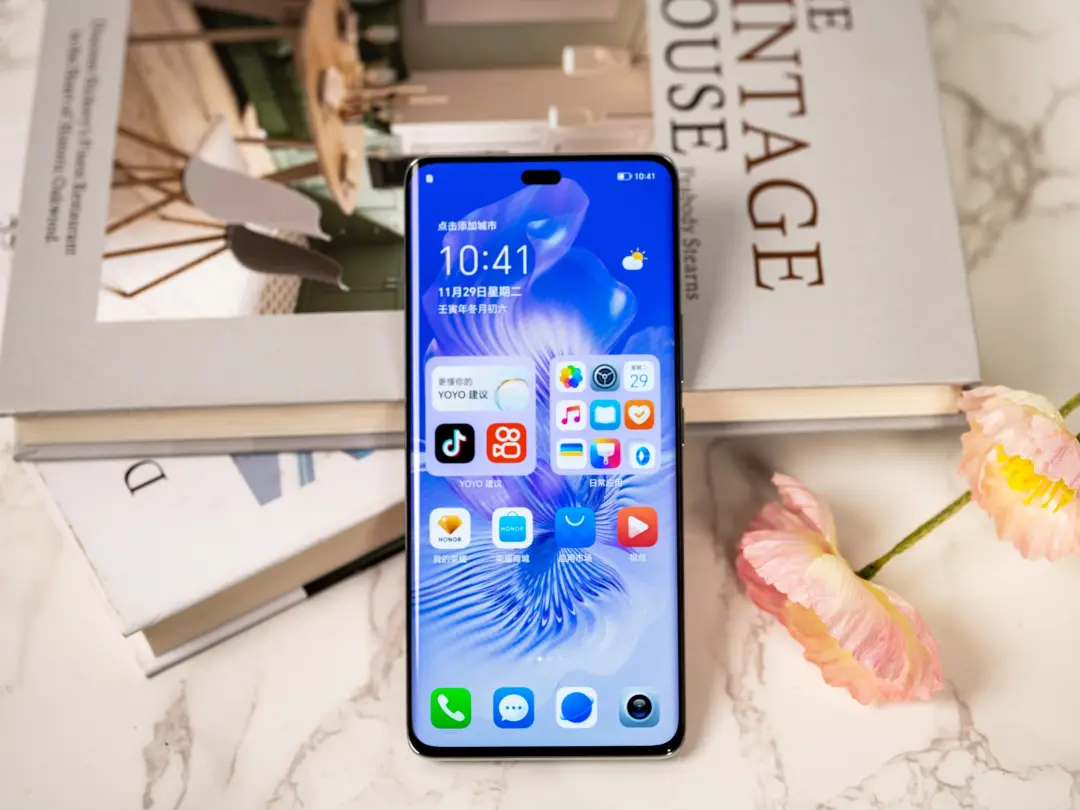 荣耀彻底“摊牌了”，从3799元跌至1818元，1.6亿像素+1.5K护眼屏