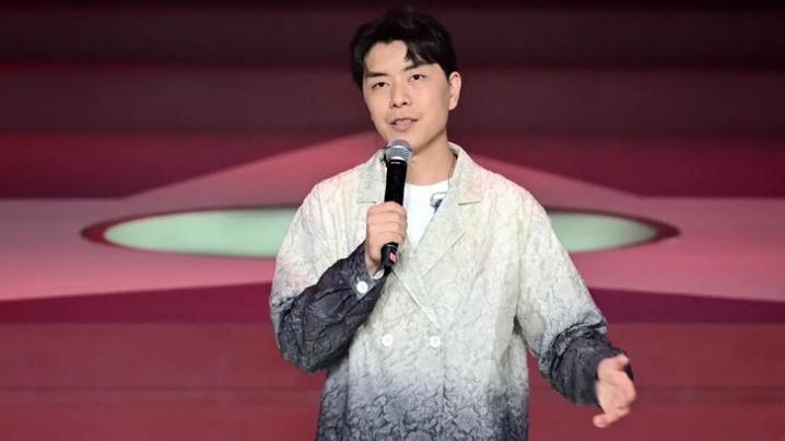 《星光大道》改版试水成功！现场火爆接地气！朱迅终于让位高浩森