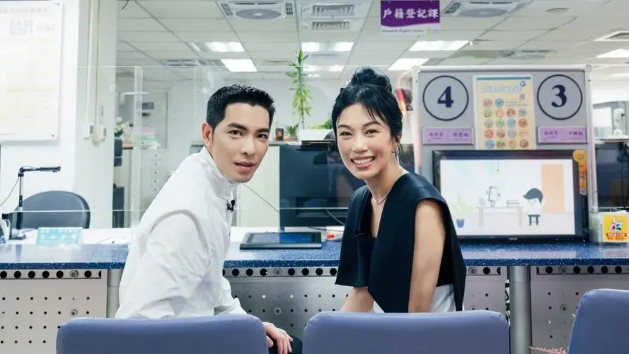 36岁嫁给自己经纪人，40岁怀孕生子，李艾：肥水不流外人田！