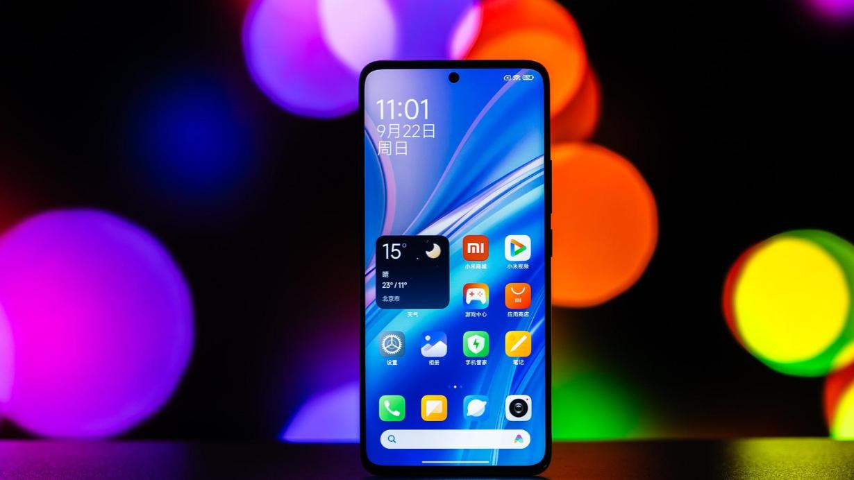 红米十年磨一剑，6200mAh+IP68+双曲屏，降到1724元