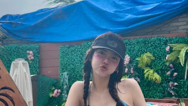 周淑怡与PG1没分？迪拜同游被吧主曝光，国内不方便专挑国外玩