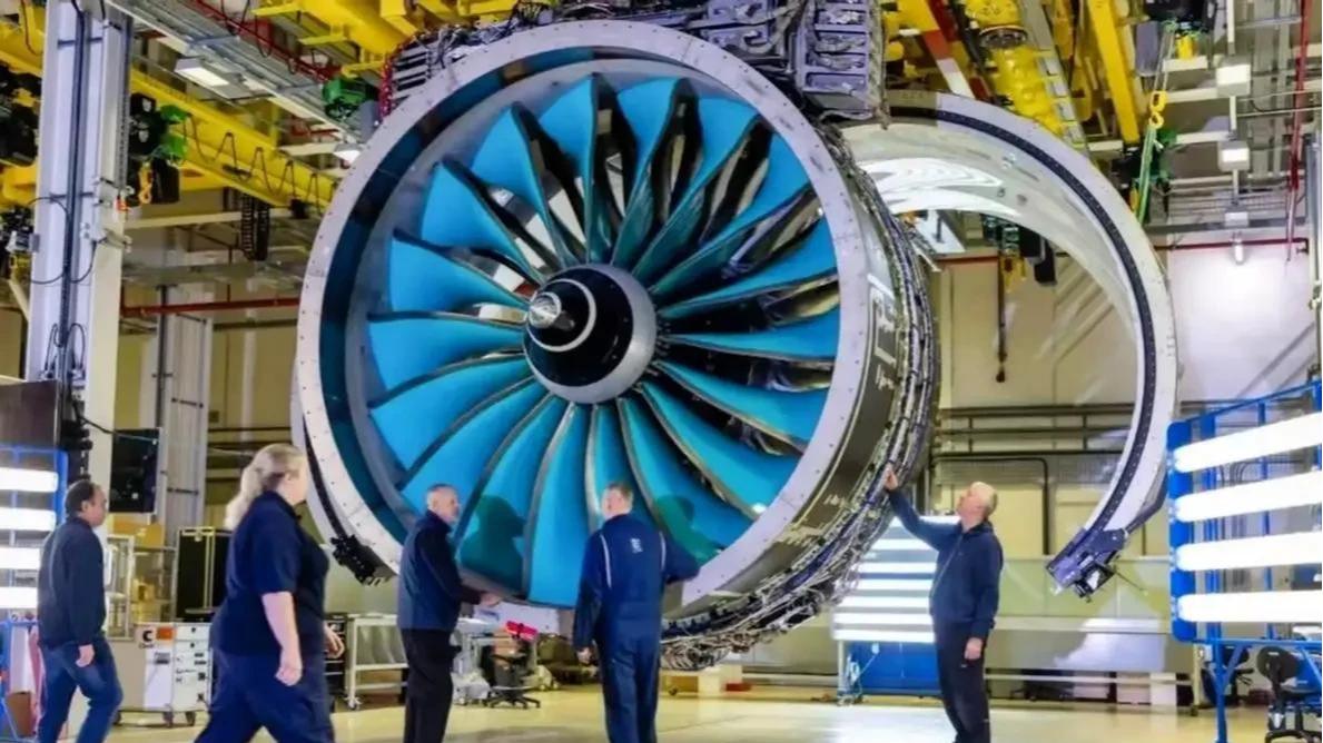 中国发动机要结束“憋屈史”了？打破国外垄断，还创下世界纪录