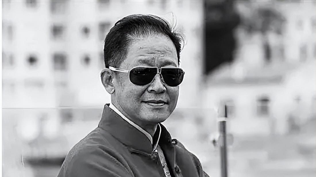 王志文母亲原来是她？守寡42年，捡垃圾把孩子养大，难怪儿子能火