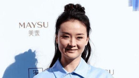 王艳近照老到认不出！不到50岁皱纹明显，婆婆去世后疑净身出户！