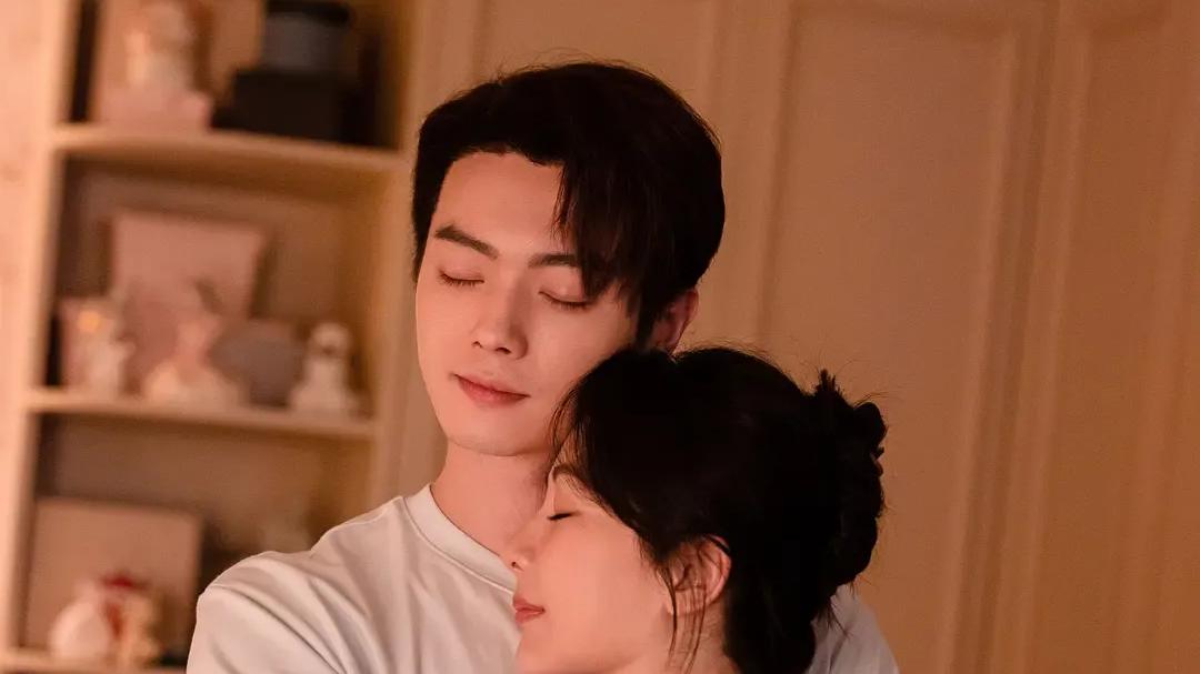 杨紫“新恋情”曝光：她和隐形富豪的爱情，我看不下去