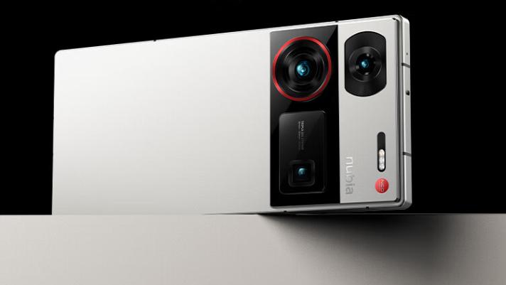 努比亚 Z70 Ultra 现身 IMEI 数据库，或年底发布 ！