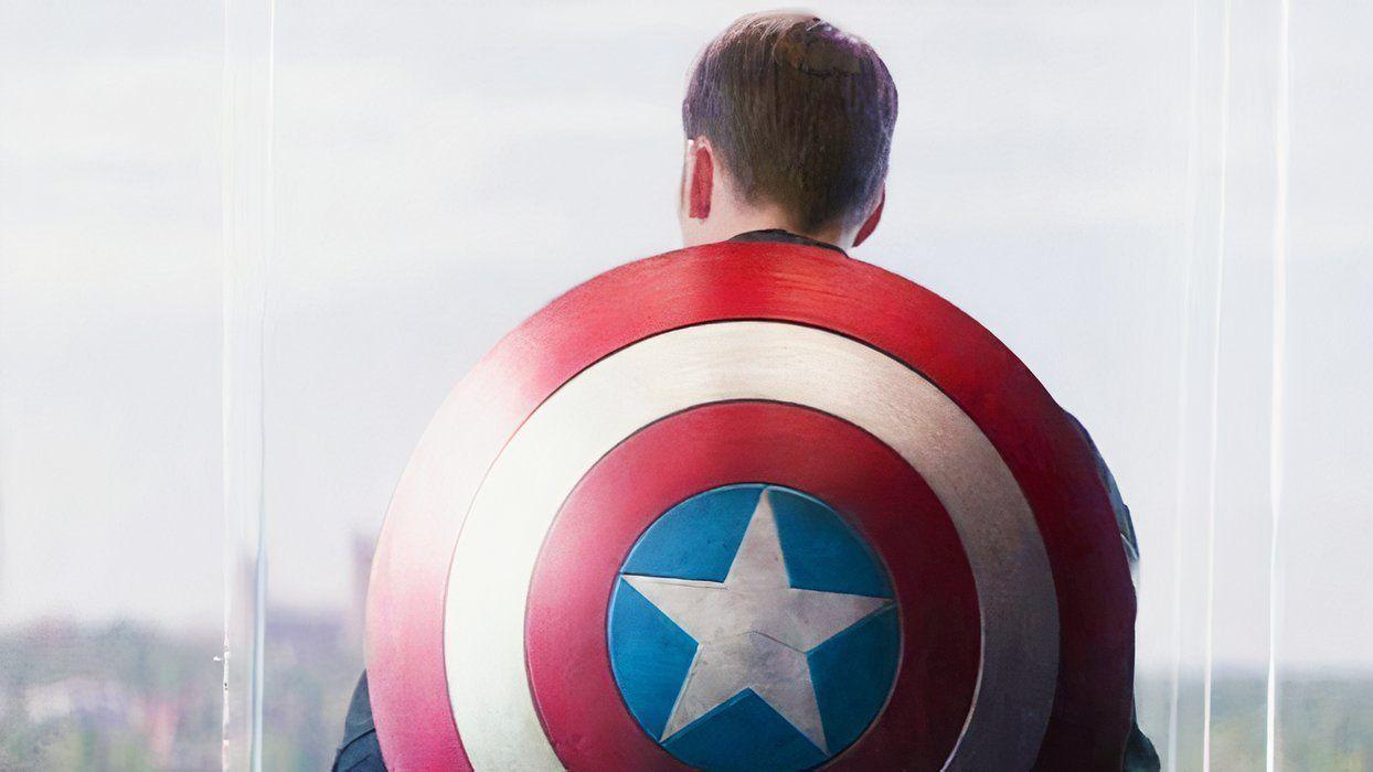 《复联5》猛料！黑化美队登场，三代盾同框，虐哭老粉！