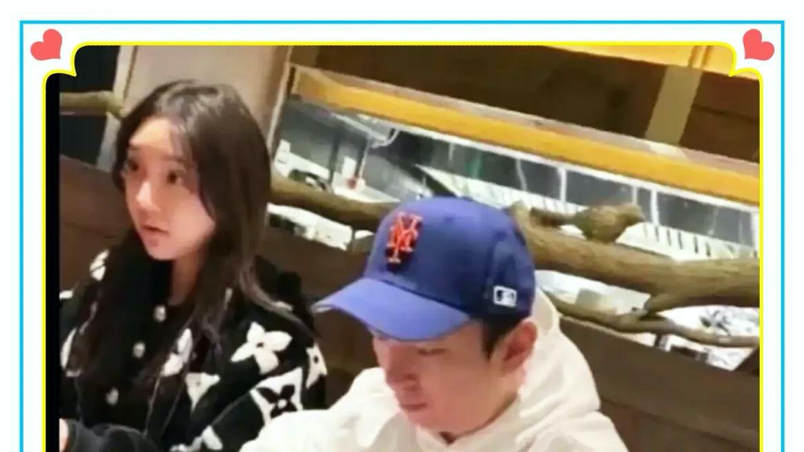 王思聪酒后给前女友慎婕刷礼物，女友懒懒空降直播间，刷成榜一