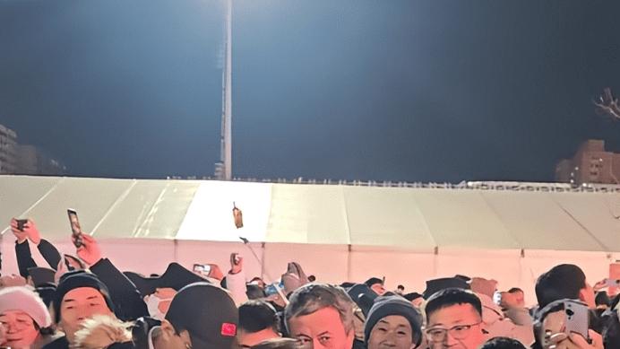 刀郎当真了！欢迎“老六”加入团队，水蜜桃子跃升为国民闺女