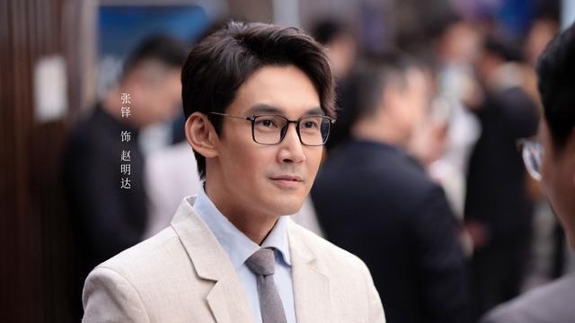 《大河之水》直到父亲遇害，郑昊才知，自己身边还有三个内鬼