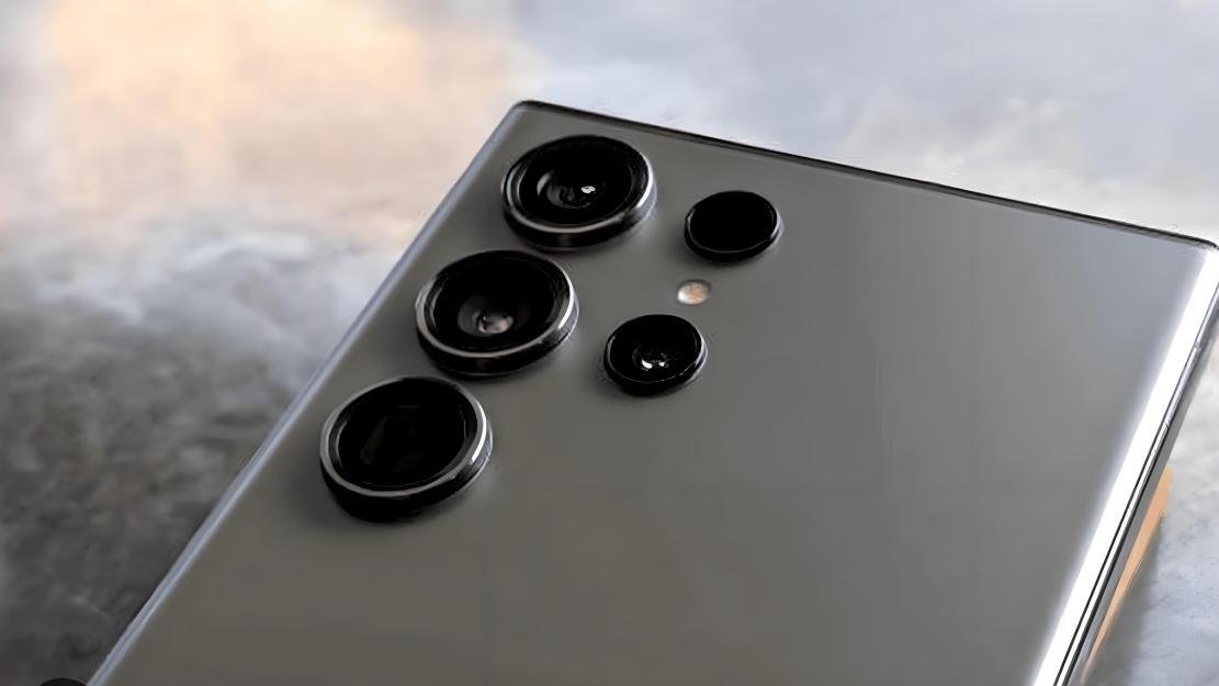 三星“降价王”，12GB+1TB跌价1759元，2亿像素+钛金属