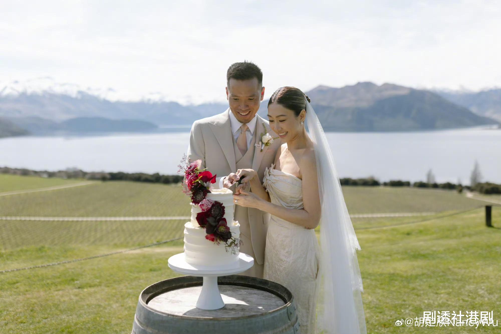 TVB视后携老公为好友庆生！婚后一个月频频组局，曾一度被指有孕