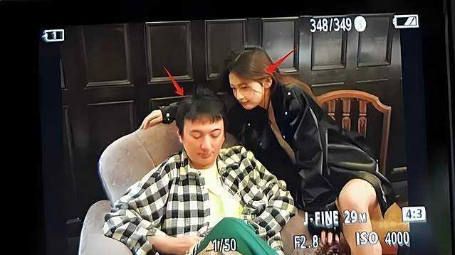 王思聪叮嘱“别理外界”！女友懒懒晒顶级克罗心项链，破分手传闻方式很特别