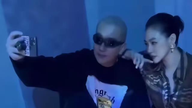 小S具俊晔两人亲密照流出引发的公众人物伦理边界思考