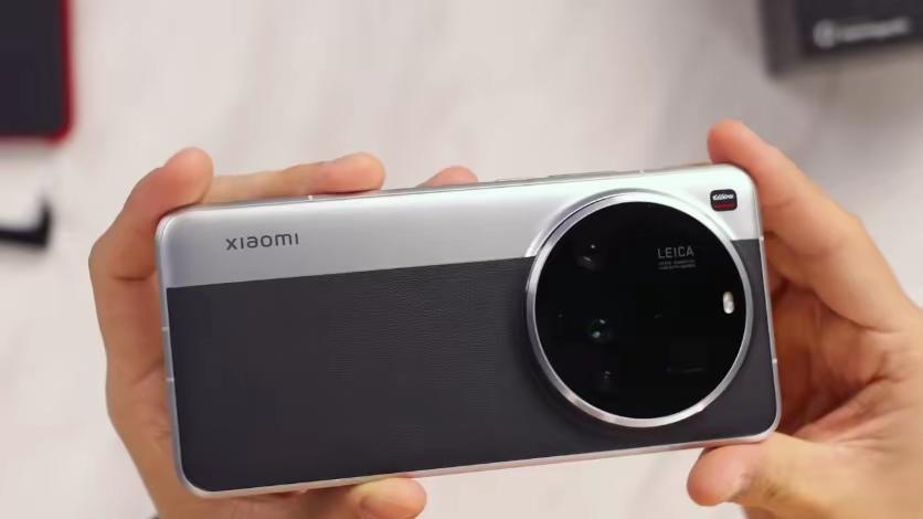 小米连续19季度全球前三，人车家生态是核心，友商汽车联动学不来