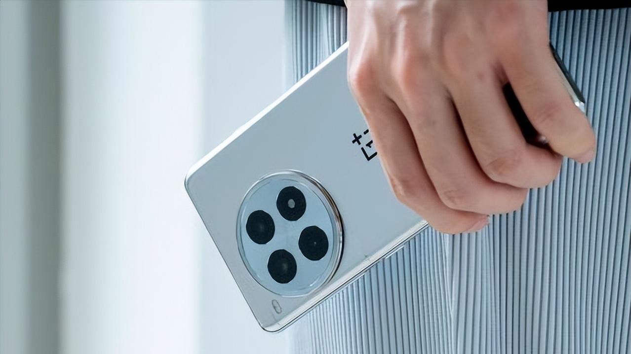 2804元，入手1TB版一加Ace3Pro，带给你越级用机体验！