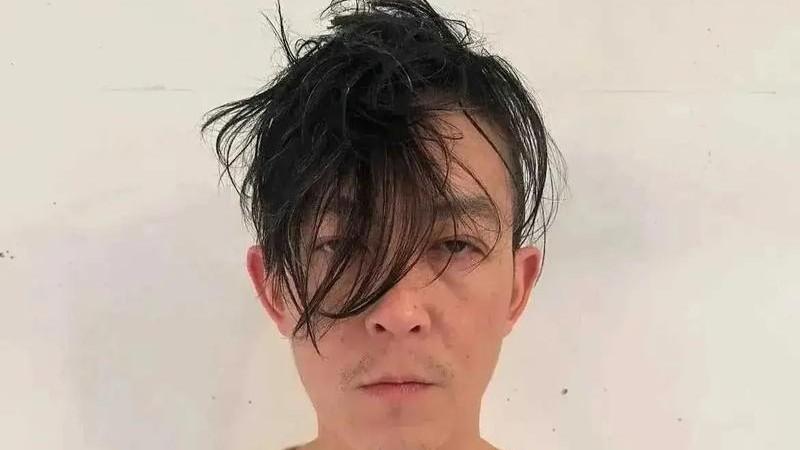 陈冠希与网友起冲突后续！晒照“人肉”其老婆引争议